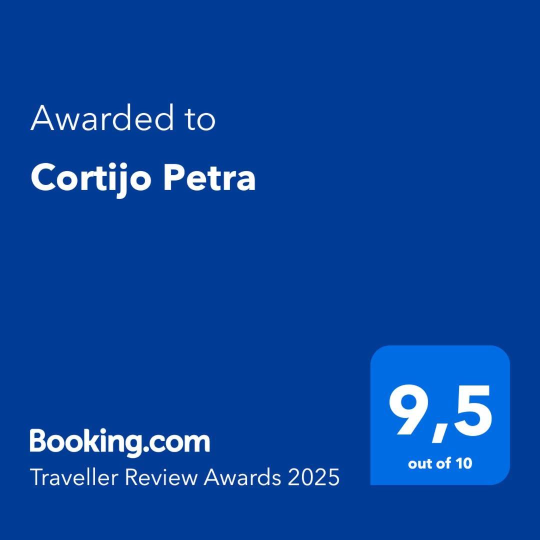 Cortijo Petra Bed & Breakfast Villanueva del Rosario Exterior photo